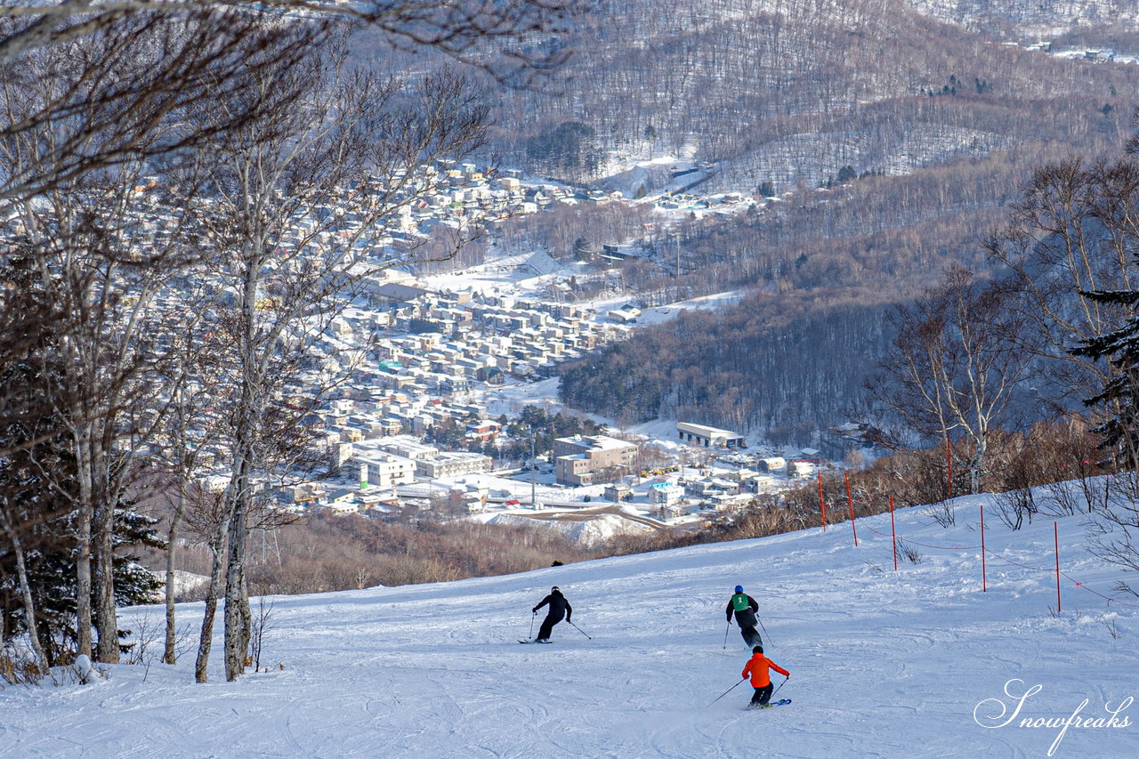 井山敬介さん＆清水宏保さんと一緒に雪遊び♪新しいカタチの子育てネットワークコミュニティ『Kids com』イベント、親子で楽しい［スノースポーツフェスティバル］in サッポロテイネ